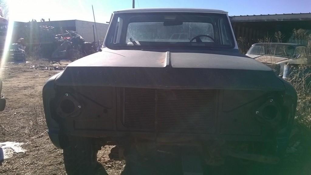 1972 Chevy C20 Pickup 4×4 barn find