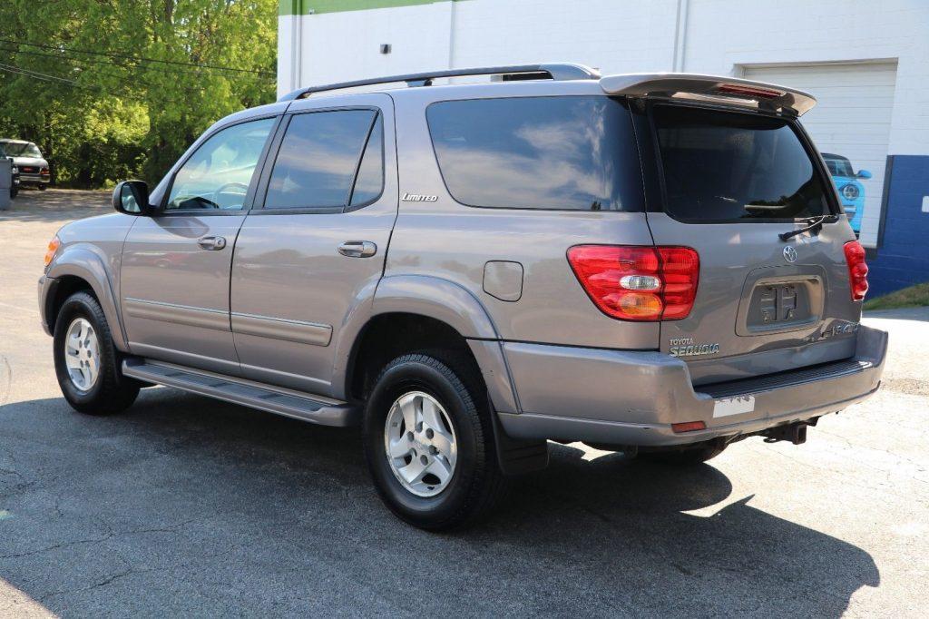 Some dings and srcatches 2002 Toyota Sequoia Limited offroad