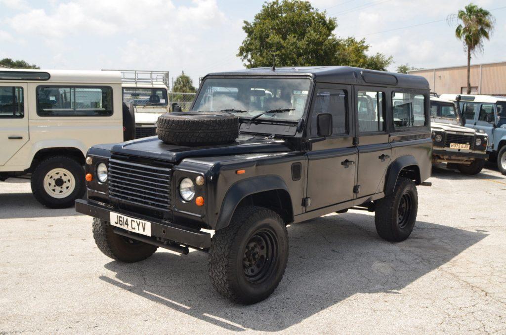 upgraded 1992 Land Rover Defender County Station Wagon offroad