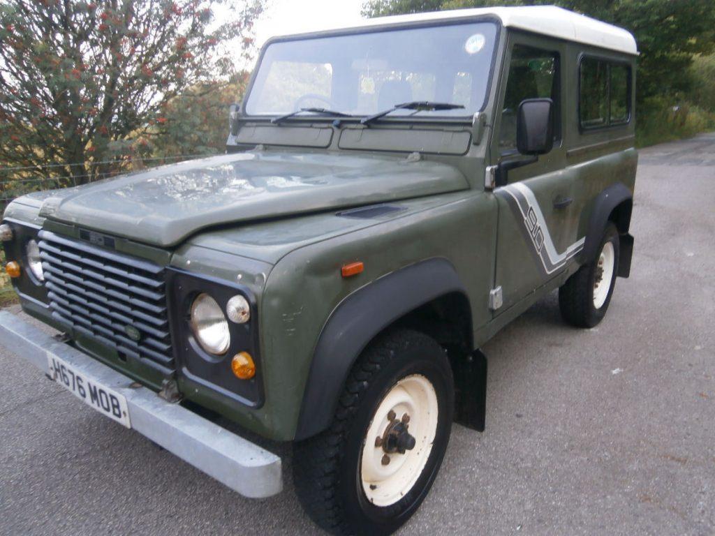 strong 1991 Land Rover Defender 90 offroad