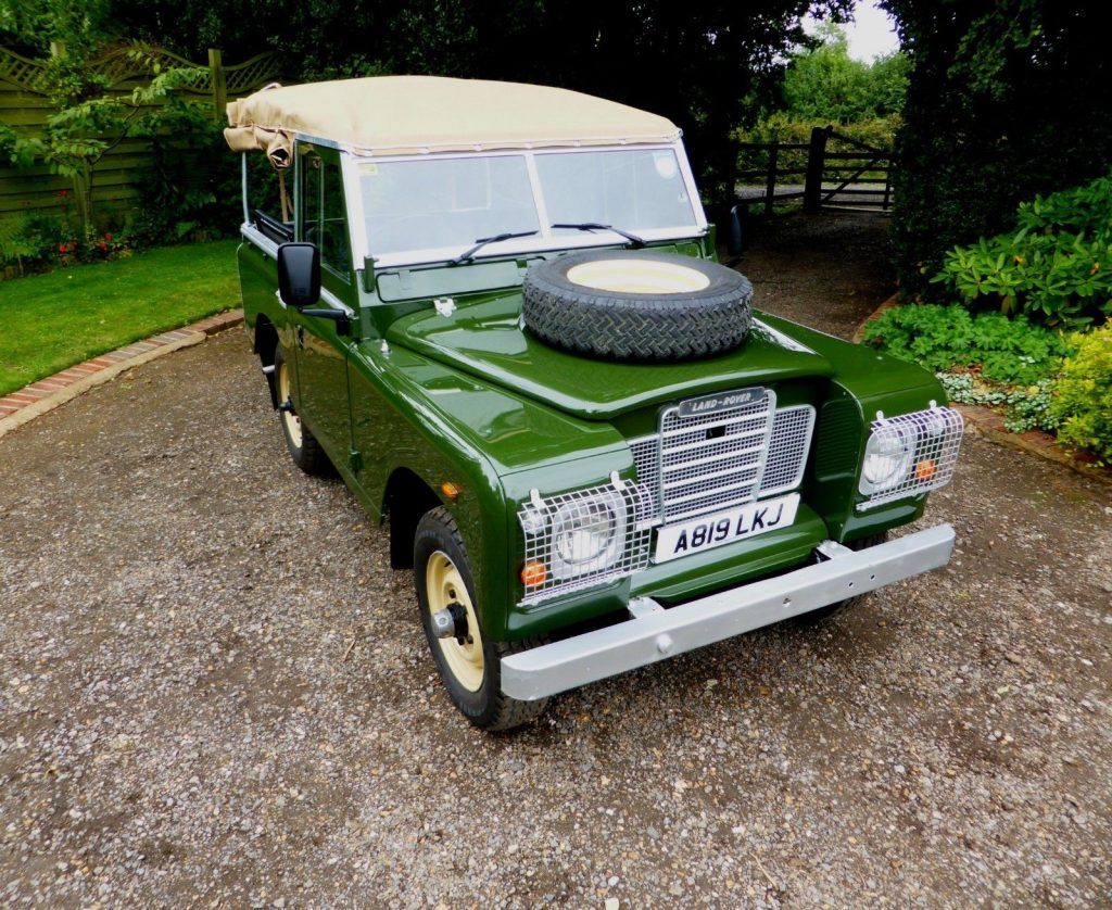 mint condition 1984 Land Rover Defender offroad