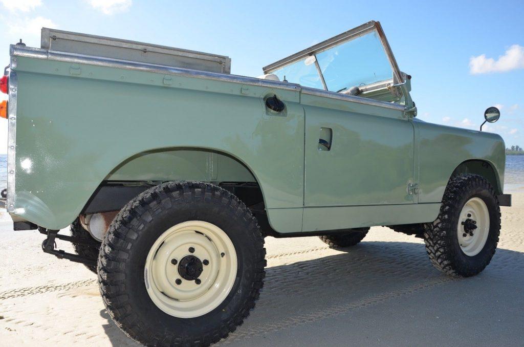 original 1967 Land Rover Defender offroad
