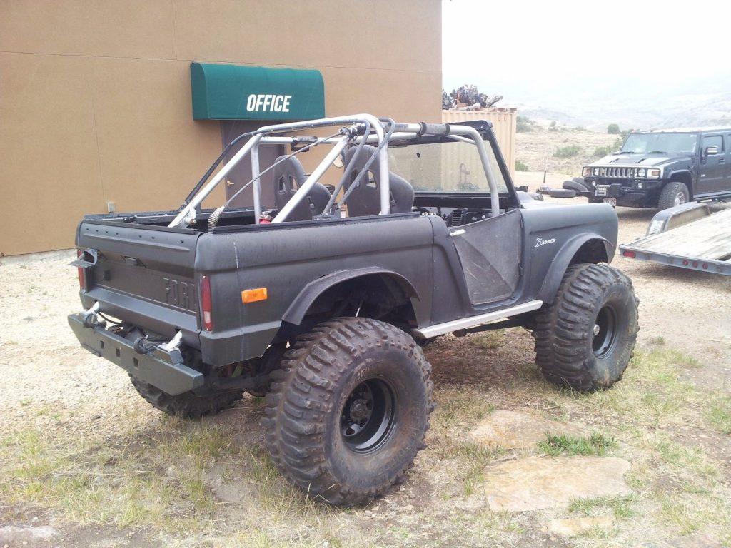 modified 1972 Ford Bronco offroad
