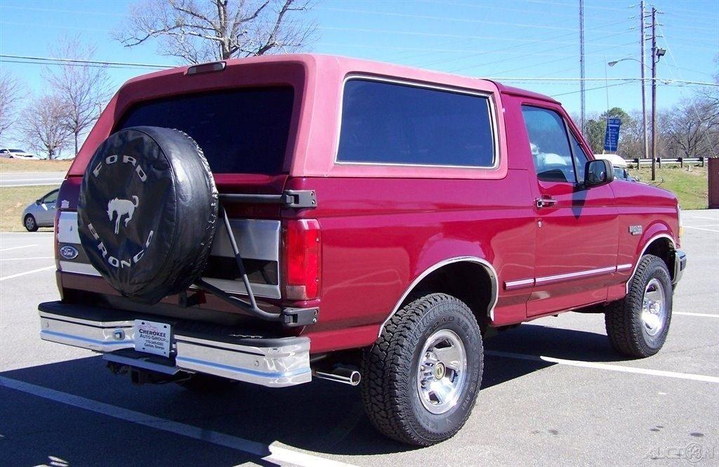 original 1993 Ford Bronco XLT offroad