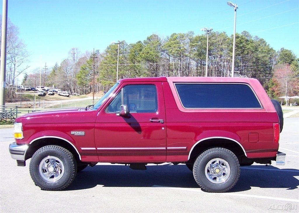 original 1993 Ford Bronco XLT offroad