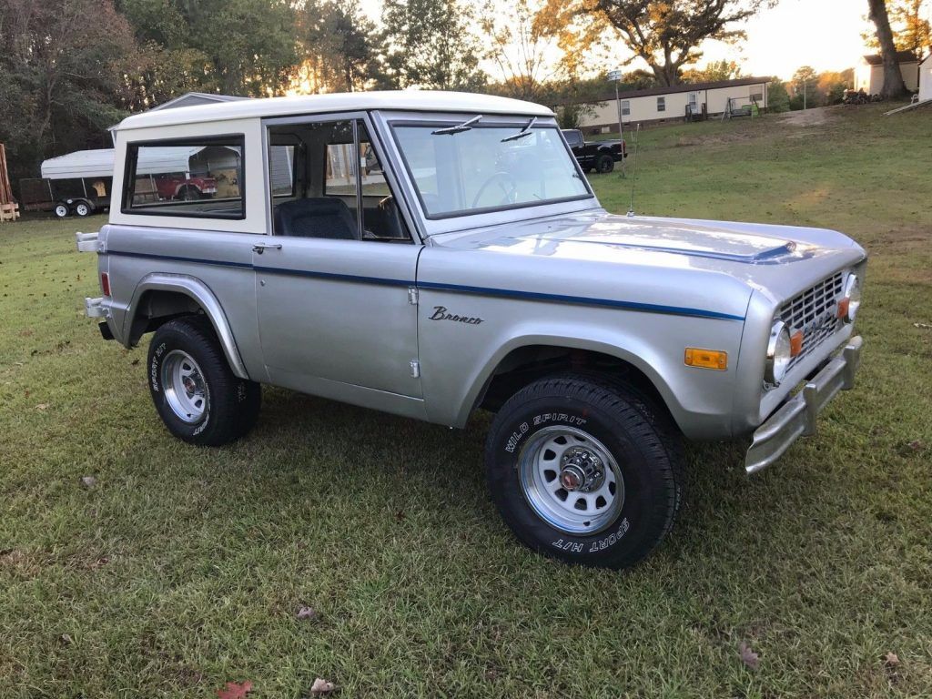 restored 1977 Ford Bronco Ranger Package offroad