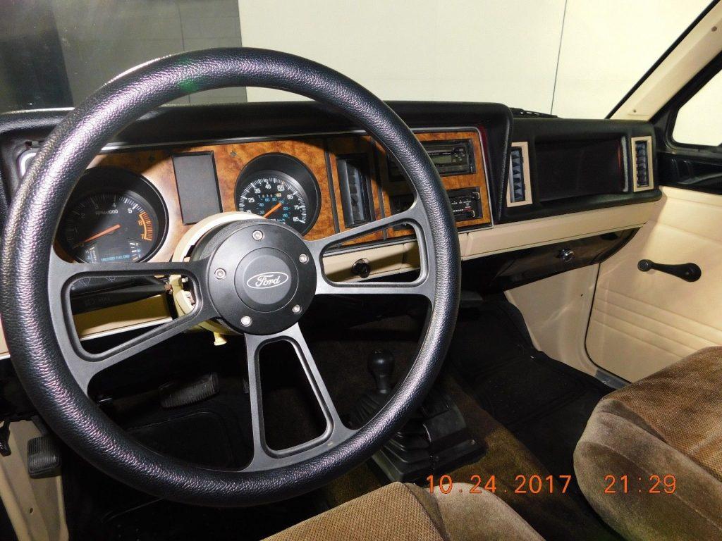 restored 1988 Ford Bronco II XLT offroad