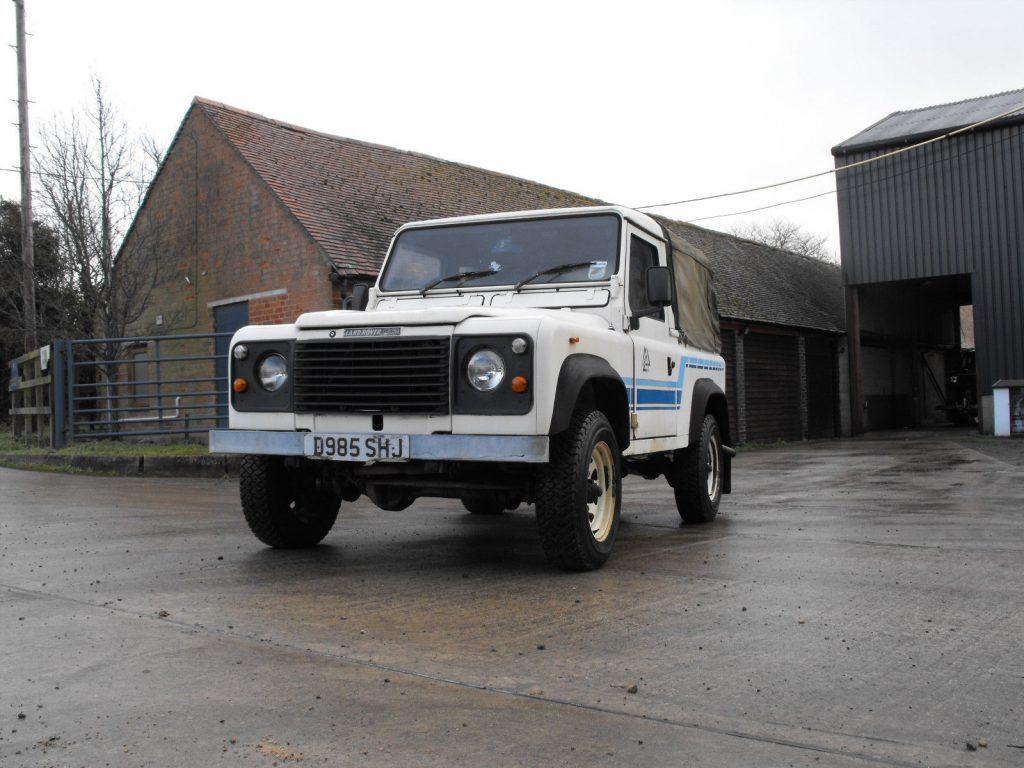 original 1980 Land Rover Defender truckcab offroad