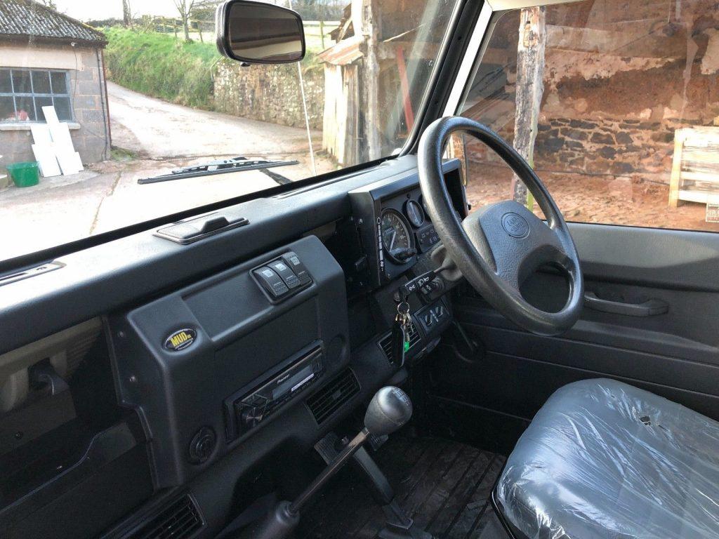fully rebuilt 1991 Land Rover Defender offroad
