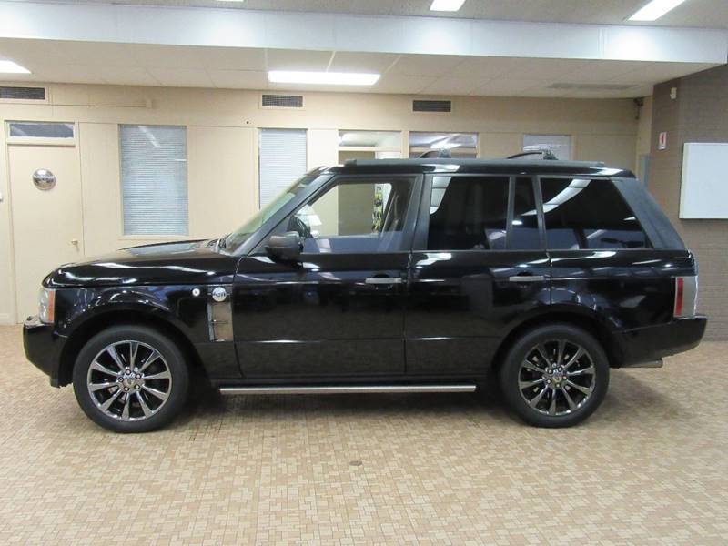 rare edition 2008 Range Rover Supercharged offroad