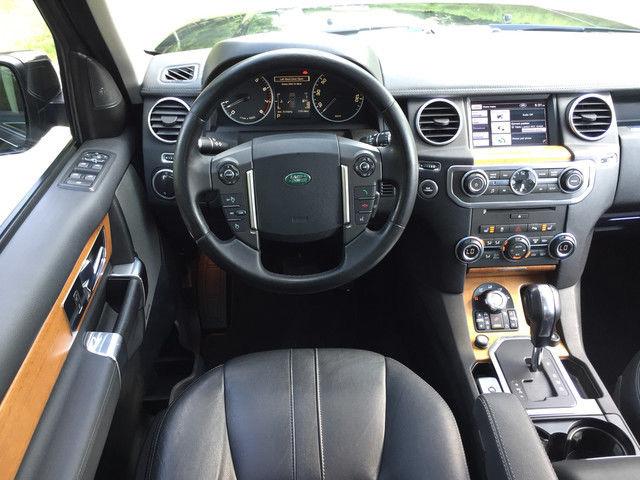 luxury 2012 Land Rover LR4 HSE offroad