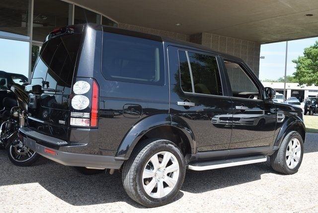 loaded with luxury 2015 Land Rover LR4 offroad