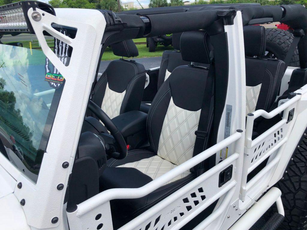 loaded 2018 Jeep Wrangler Rubicon offroad