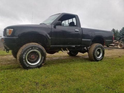 non running 1990 Toyota Pickup offroad for sale