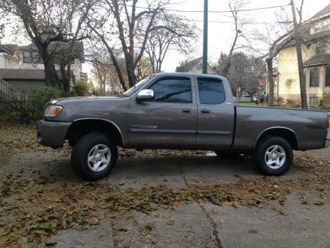 newer engine and trans 2003 Toyota Tundra SR5 V8 offroad for sale