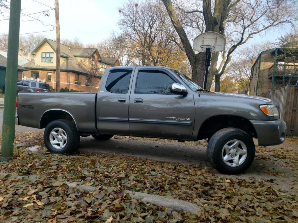 newer engine and trans 2003 Toyota Tundra SR5 V8 offroad