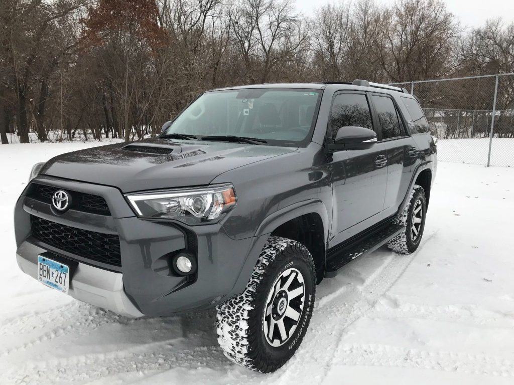 low mileage 2017 Toyota 4runner TRD offroad