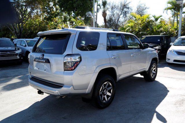 very low miles 2018 Toyota 4runner TRD Off Road