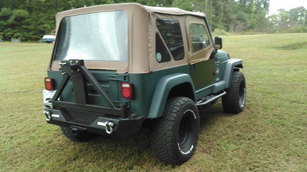 new paint 1997 Jeep Wrangler offroad