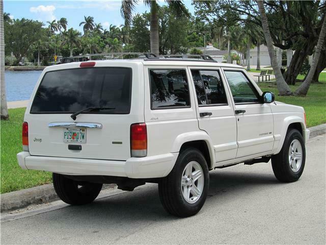 nice and clean 2000 Jeep Cherokee Limited offroad