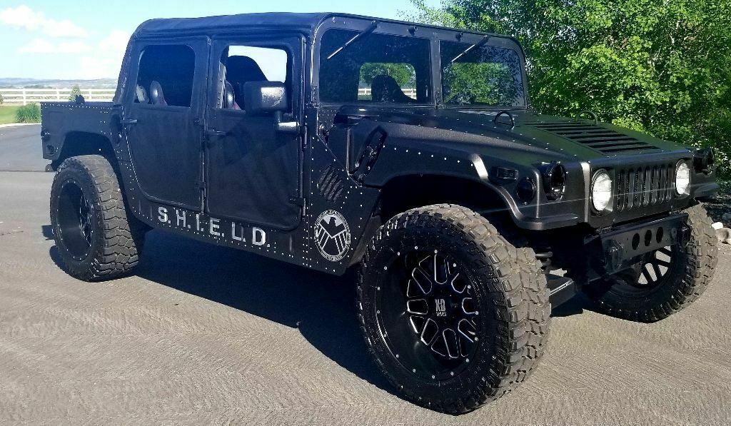 customized 1986 AM General Humvee offroad