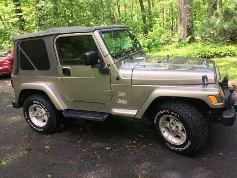 low miles 2003 Jeep Wrangler Sahara offroad for sale