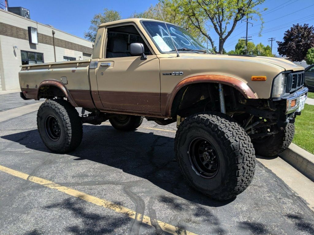 nicely upgraded 1979 Toyota SR5 offroad