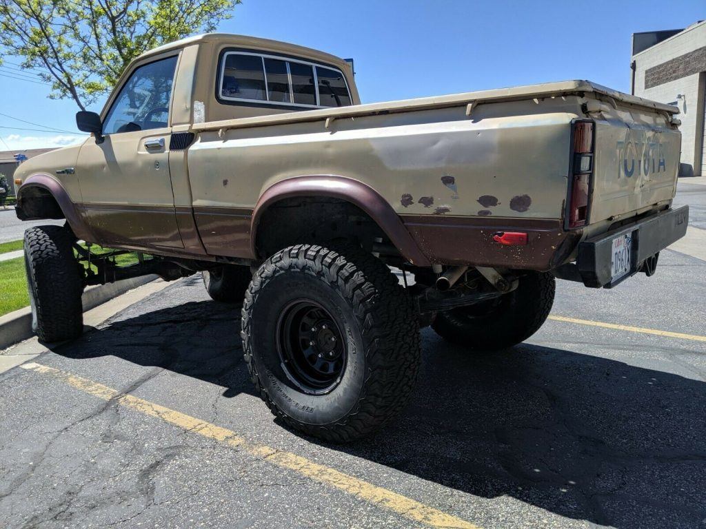 nicely upgraded 1979 Toyota SR5 offroad