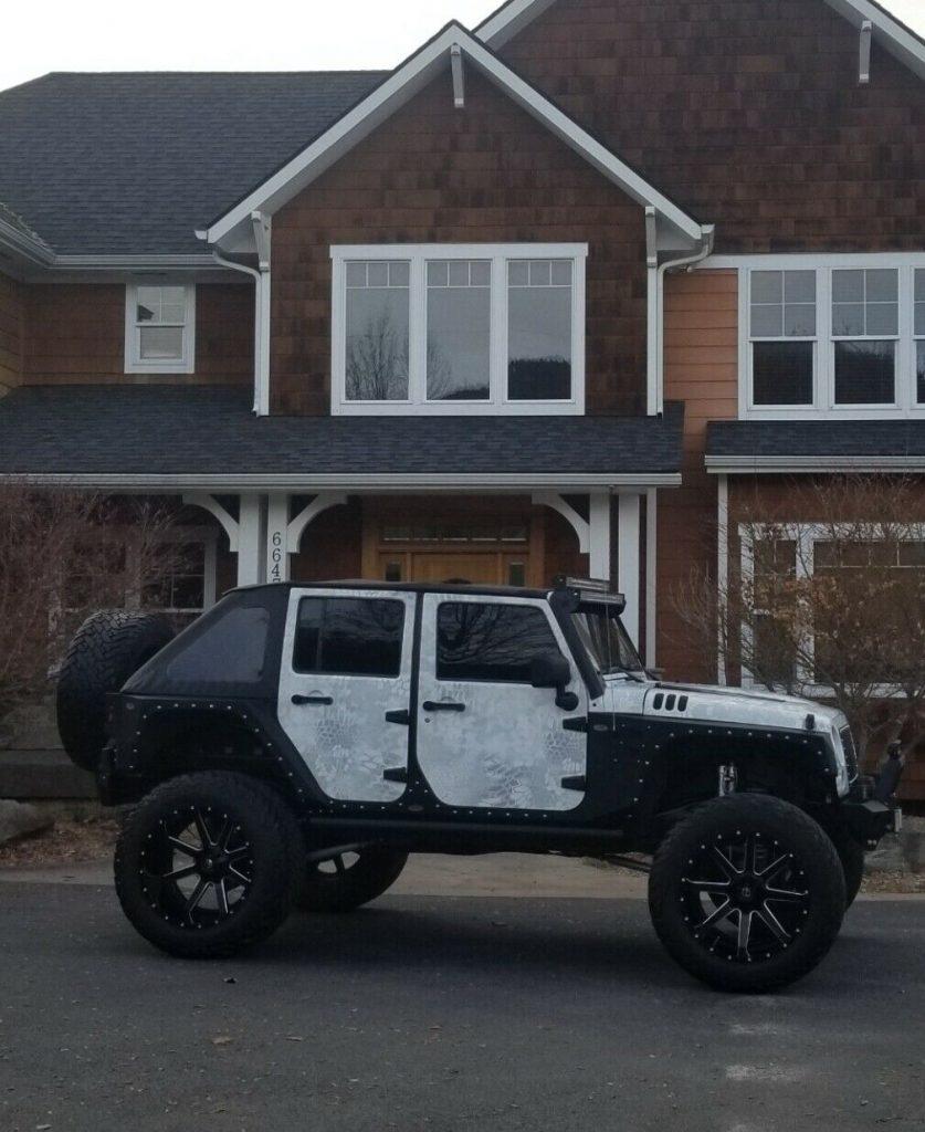 completely modified 2007 Jeep Wrangler Rubicon offroad