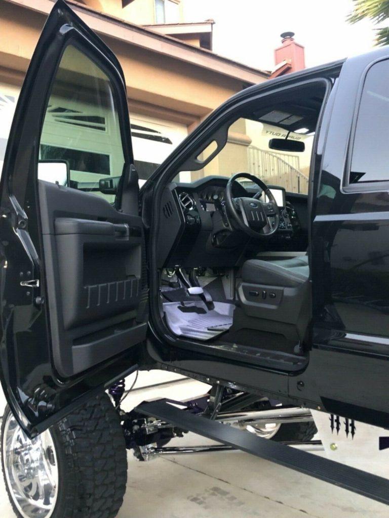 every option available 2014 Ford F 250 Platinum offroad