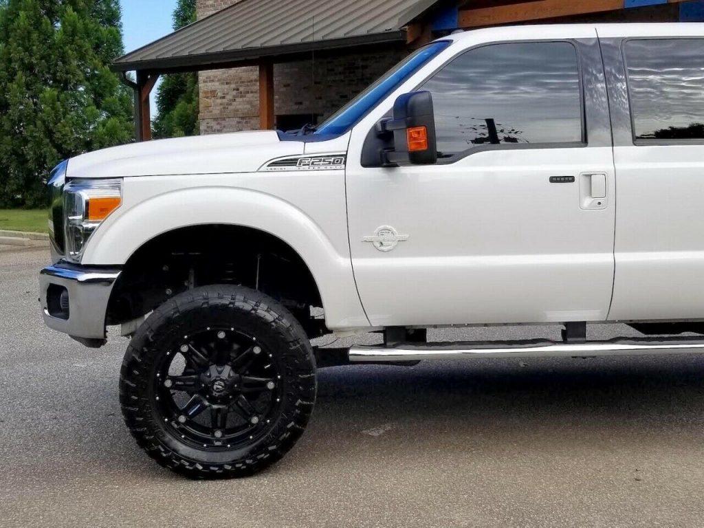 low miles 2015 Ford F 250 XLT offroad