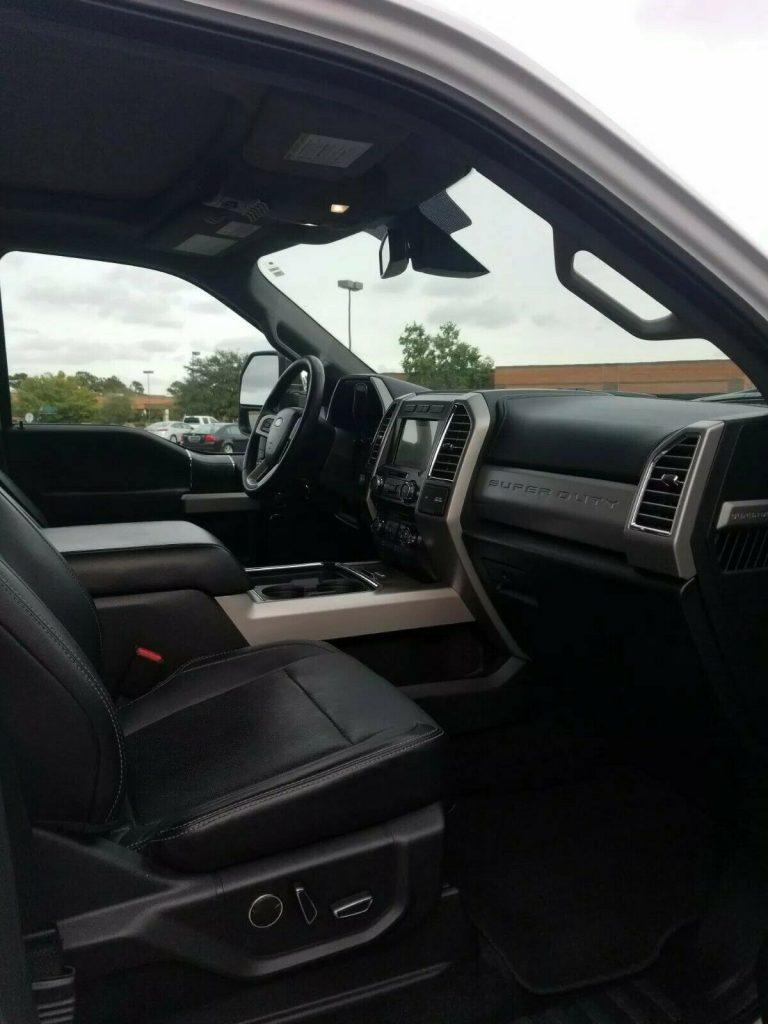 low miles 2017 Ford F 250 LARIAT offroad