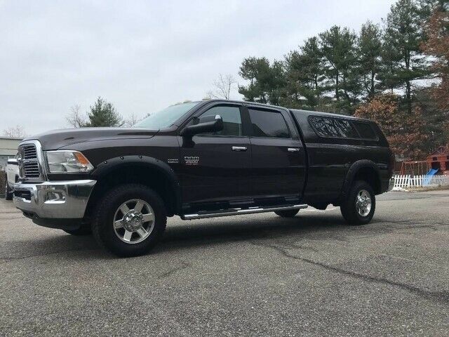 nice and clean 2010 Dodge Ram 2500 SLT 8 Ft Bed offroad