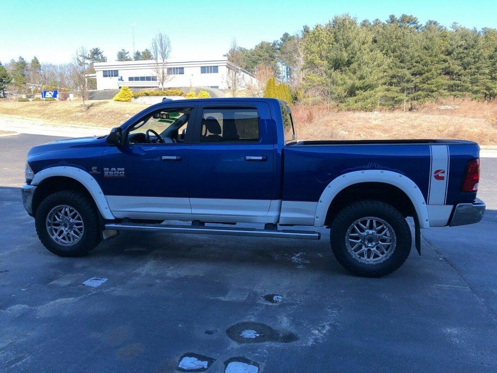 low mileage 2015 Ram 3500 BIG HORN offroad