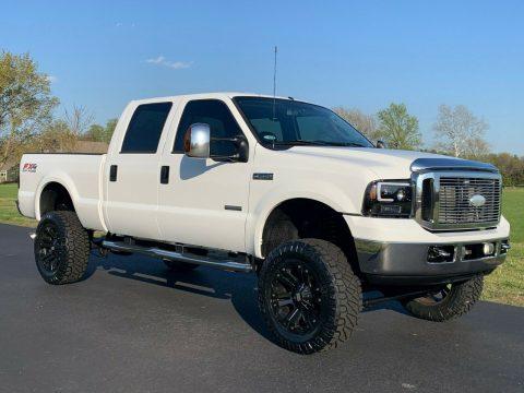 detailed 2006 Ford F 250 Lariat Diesel offroad for sale