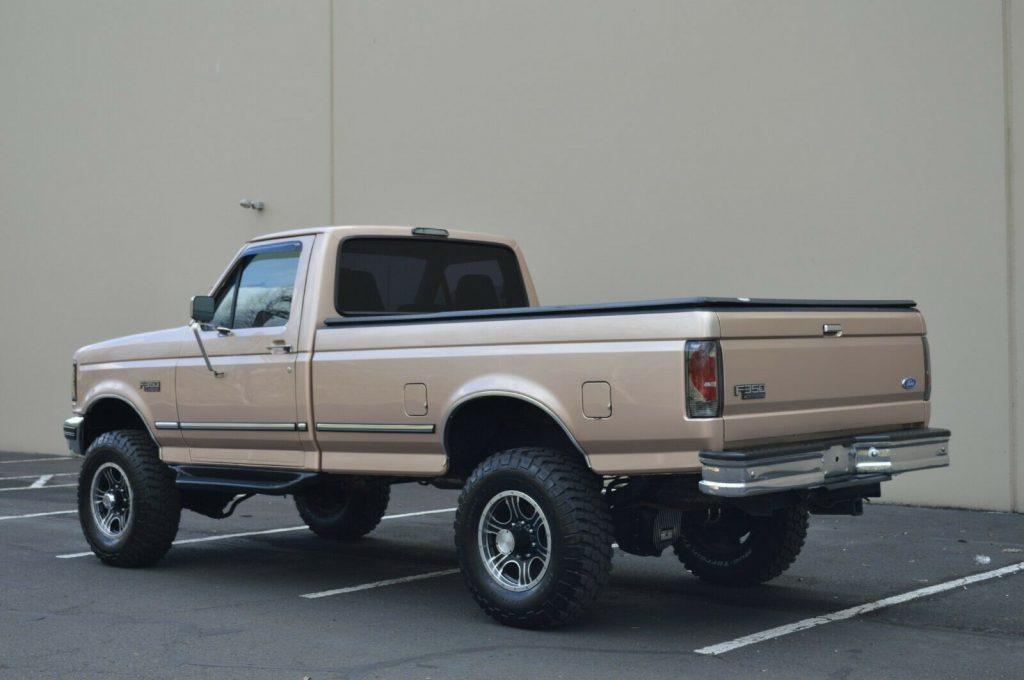 loaded 1997 Ford F 350 Long Bed offroad