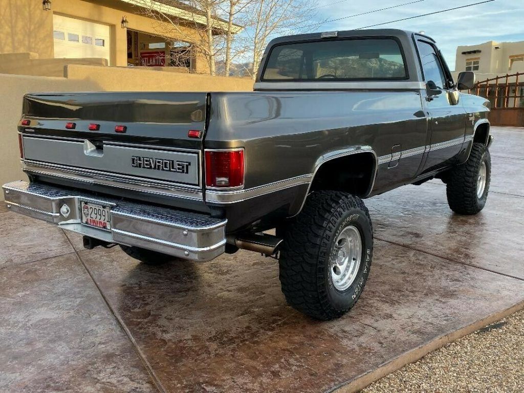 restored 1987 Chevrolet C/K Pickup 3500 K30 offroad