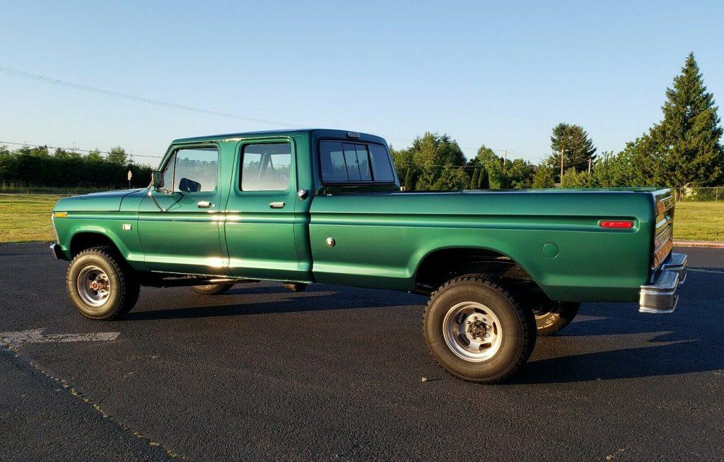4×4 converted 1973 Ford F 350 offroad