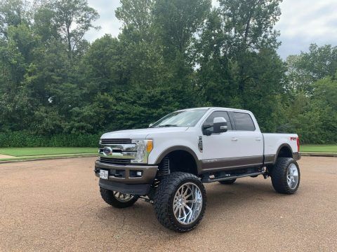 well maintained 2017 Ford F 250 KING RANCH offroad for sale