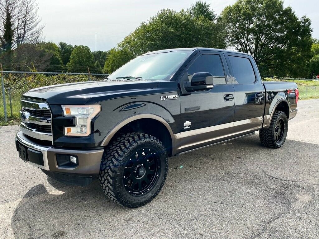 loaded 2016 Ford F 150 King Ranch offroad