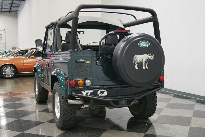 1997 Land Rover Defender 90 offroad [well maintained]