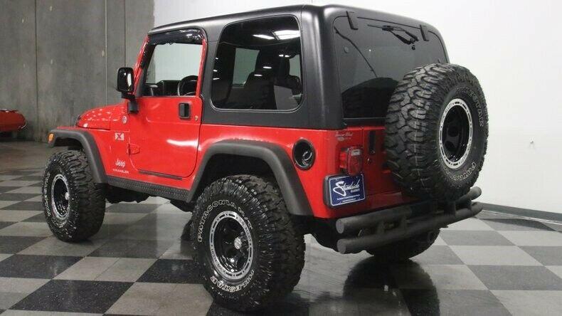 2006 Jeep Wrangler offroad [has all the usual Jeep ruggedness]