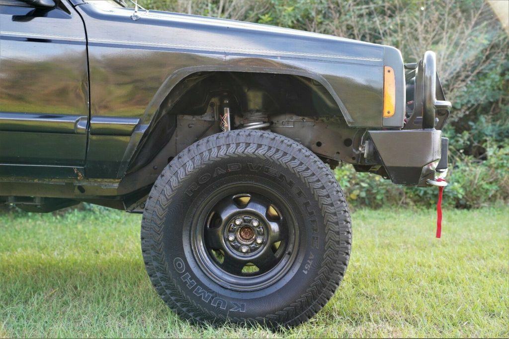 1997 Jeep Cherokee Country 4×4 offroad [well maintained]