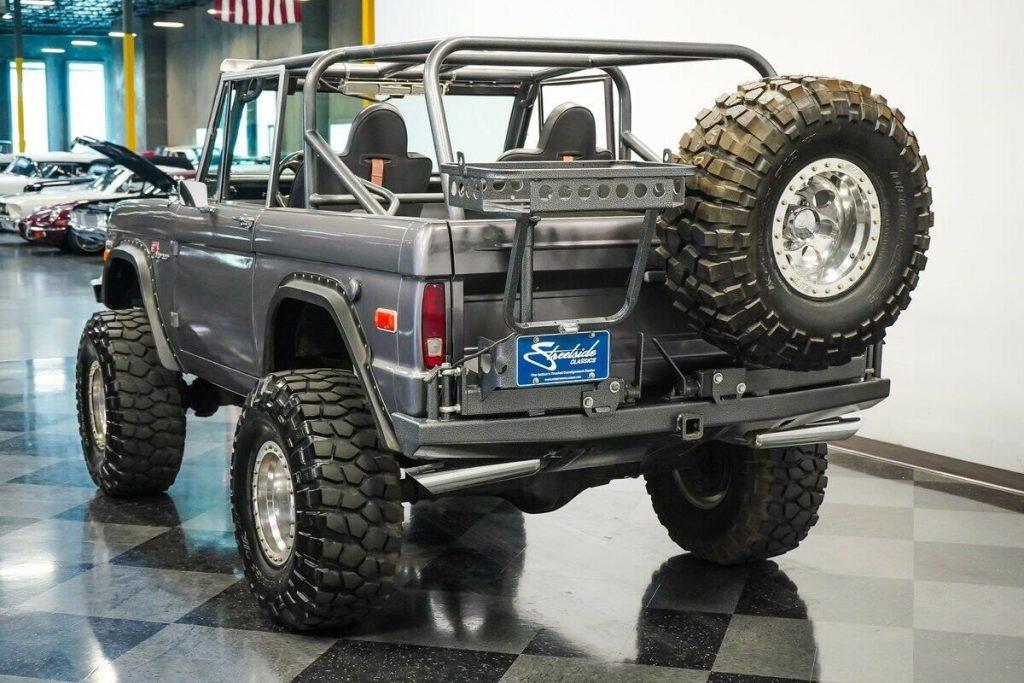1970 Ford Bronco 4X4 offroad [fuel injected]