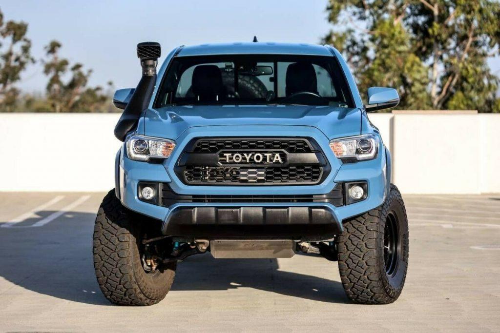 2019 Toyota Tacoma offroad [fantastic build]