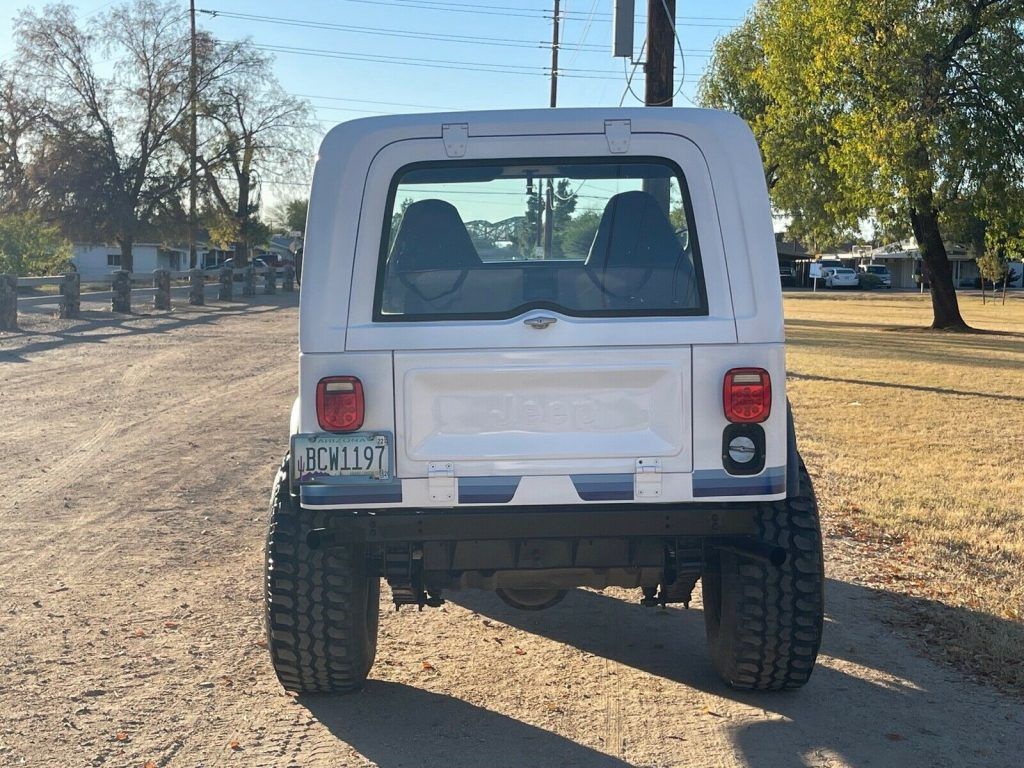 1985 Jeep CJ7 offroad [no issues at all]
