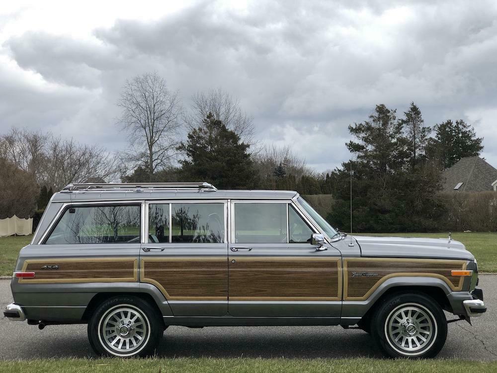 1991 Jeep Grand Wagoneer offroad [unbelievable condition]
