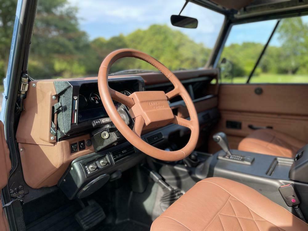 1988 Land Rover Defender Convertible offroad [perfectly restored]