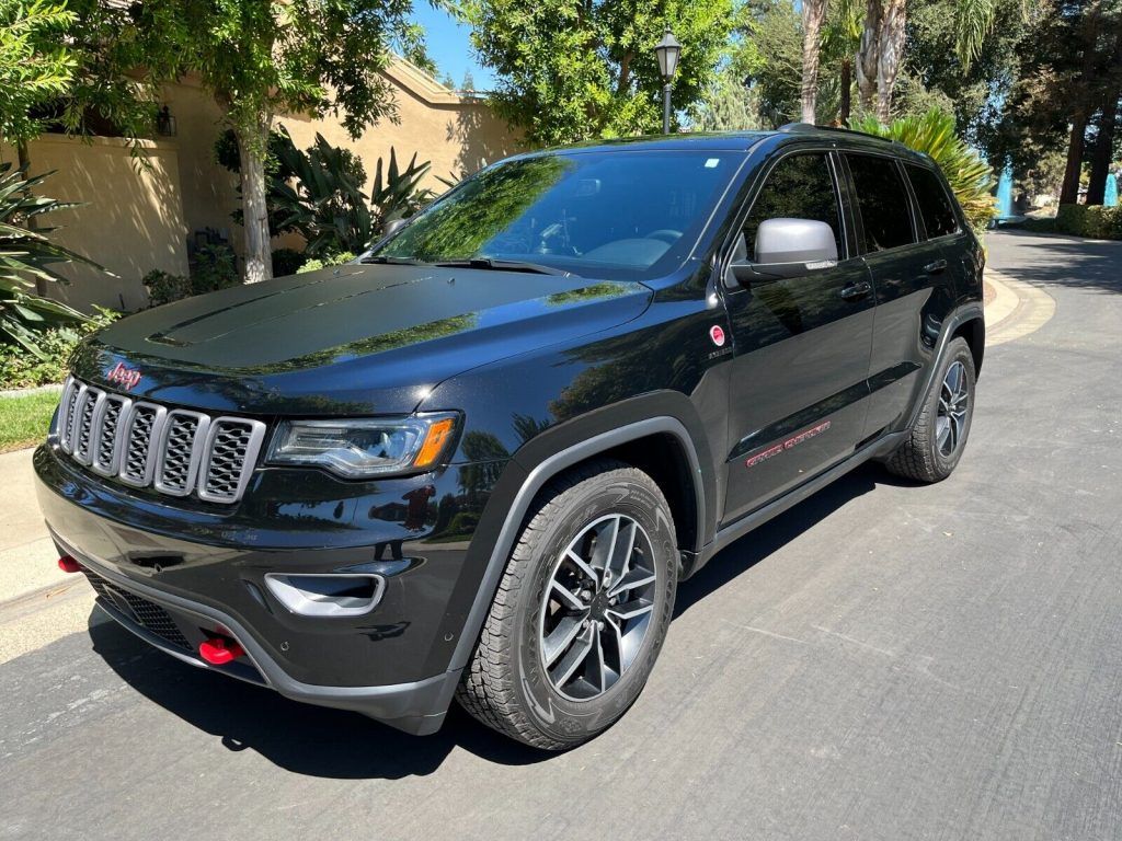 2021 Jeep Grand Cherokee Trailhawk offroad [loaded with all packages]