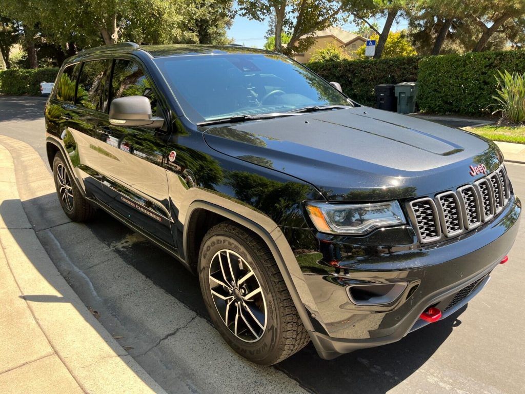 2021 Jeep Grand Cherokee Trailhawk offroad [loaded with all packages]